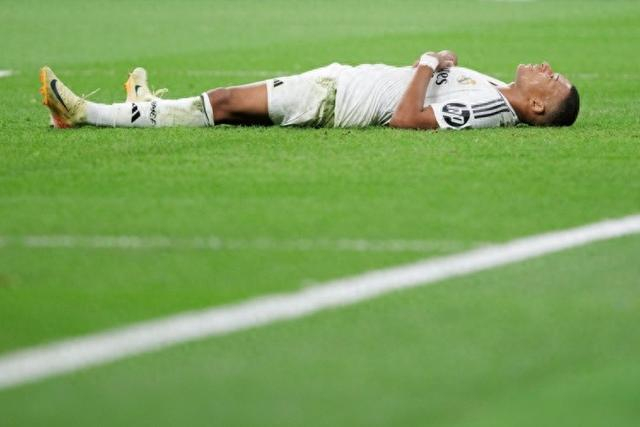 西甲-皇马5-1贝蒂斯 贡萨洛帽子戏法