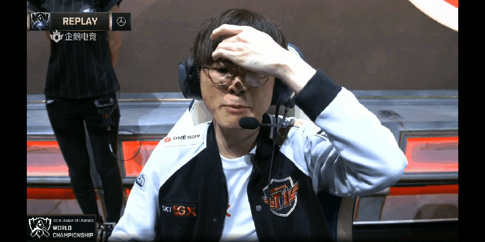 前 LPL 教练Hanyi批评 JD Gaming 教练 cvMax ：你可以BP我...！