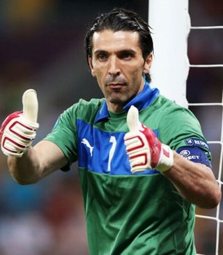 涅槃组首支晋级队伍诞生！换辅助豪取6连胜，JDG反向补强沦为小丑