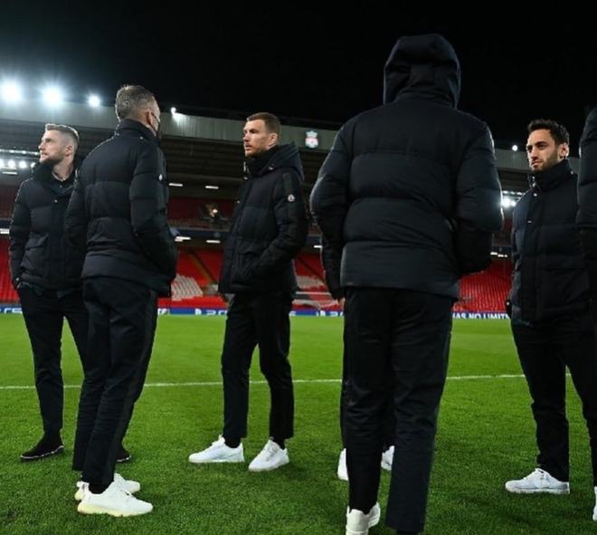 皇马冲14冠！姆巴佩飞行4500公里空降决赛：9战巴萨12球